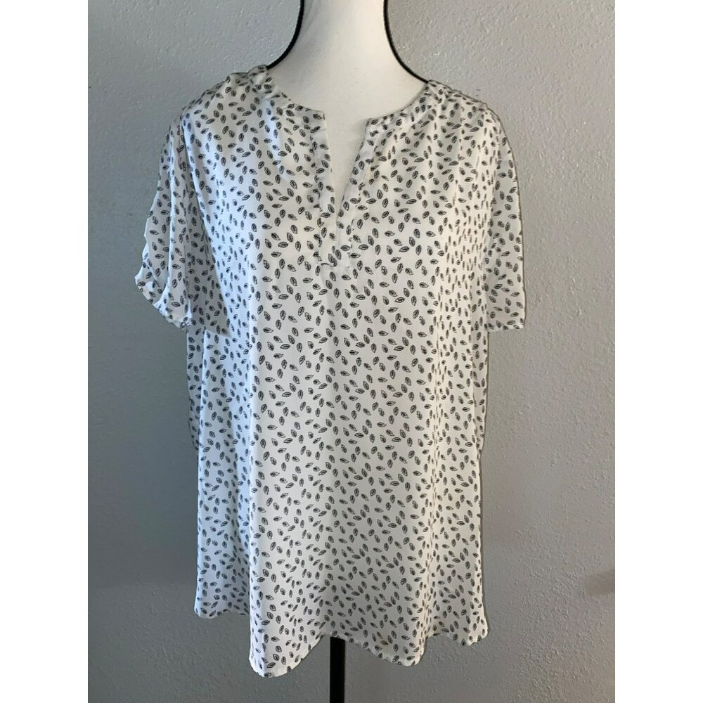 Pleione XL Short Sleeve White/Black Blouse